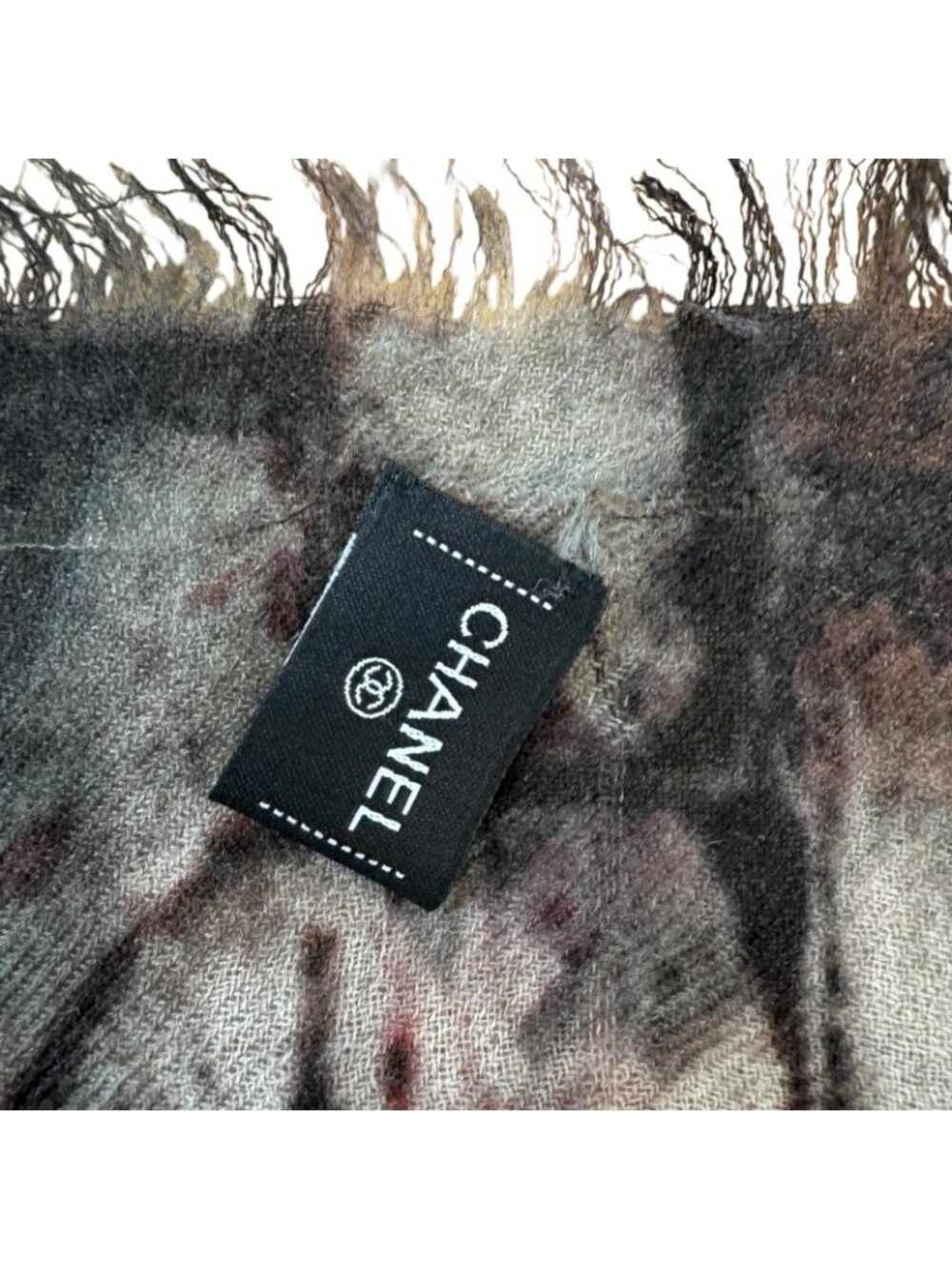 Chanel Logo Shawl Brick Pattern Cashmere Scarf - Picture 9 of 9